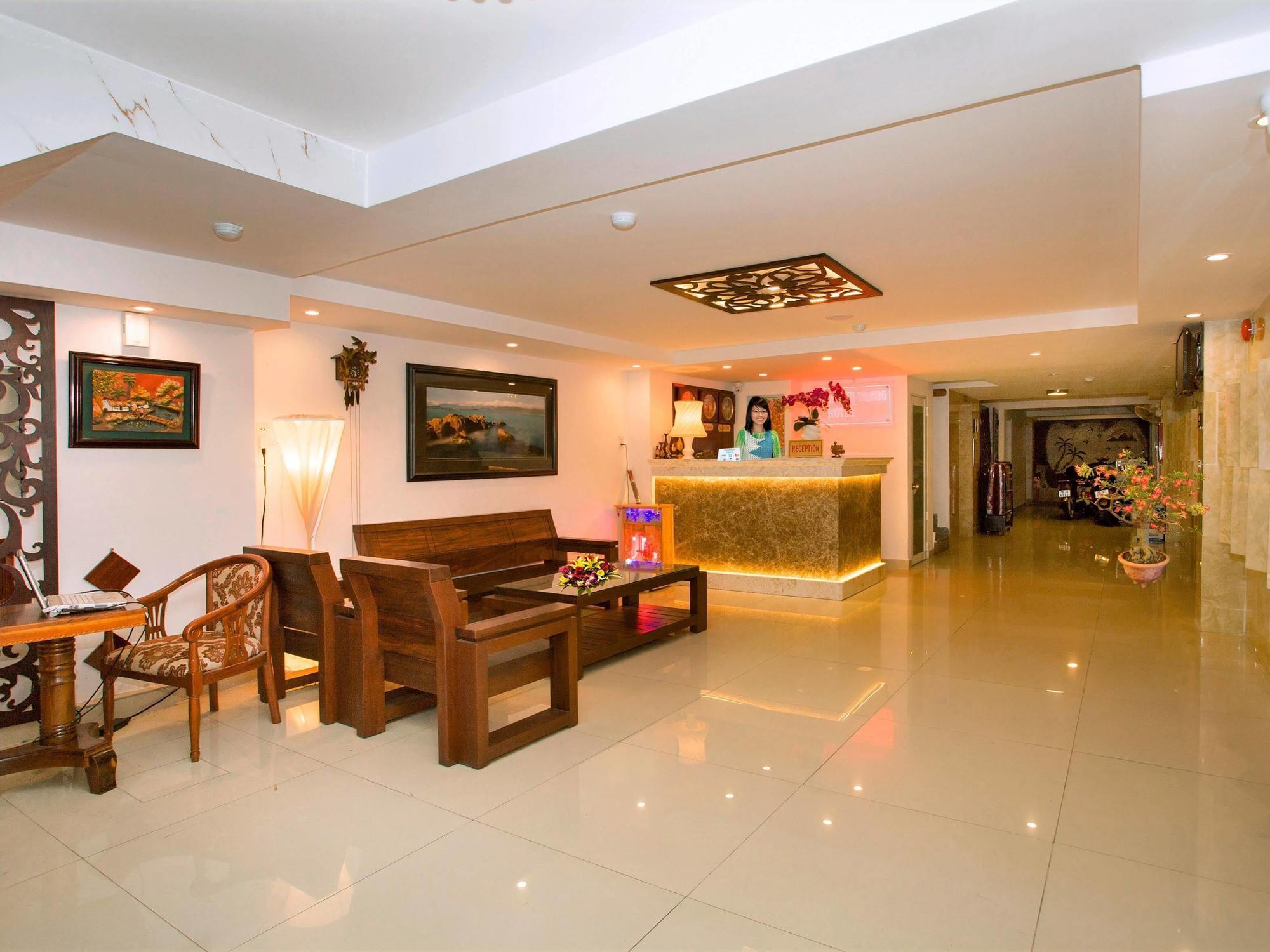Rex Hotel y Apartamento Nha Trang Exterior foto