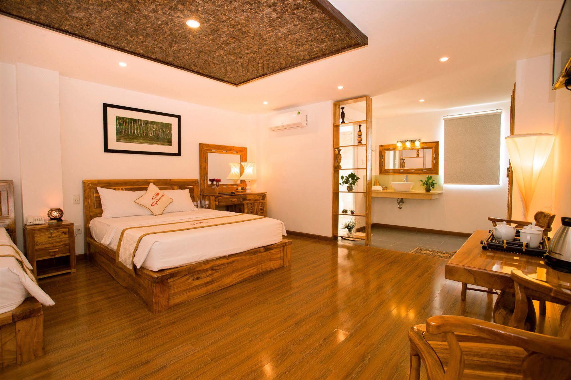 Rex Hotel y Apartamento Nha Trang Exterior foto